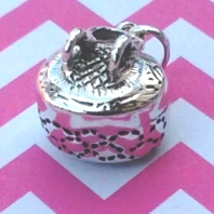 Purse - Vintage Round Style Charm